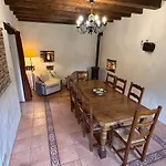 別荘 Luxury Rural Retreat Ideal For Families With A Jacuzzi Hot Tub *