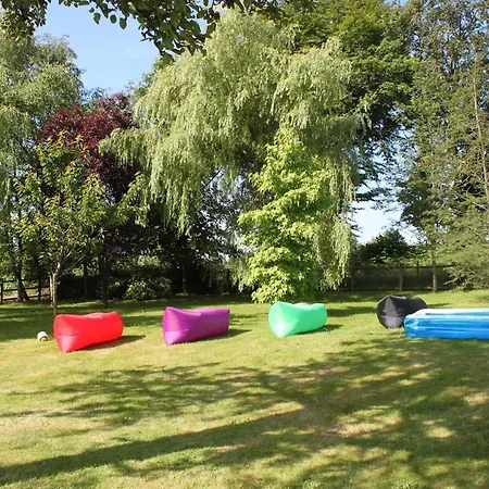 Luxury Rural Retreat Ideal For Families With A Jacuzzi Hot Tub