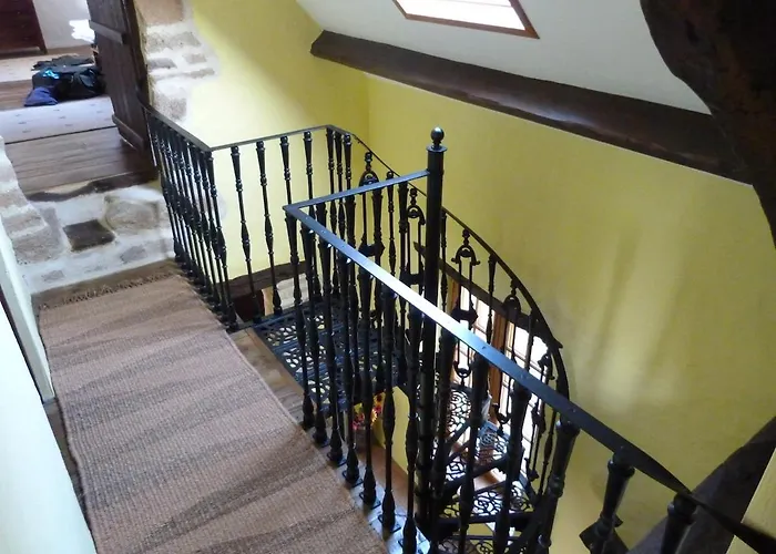 Luxury Rural Retreat Ideal For Families With A Jacuzzi Hot Tub Yvrandes