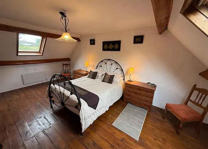 Luxury Rural Retreat Ideal For Families With A Jacuzzi Hot Tub * Yvrandes